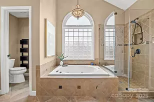 11025 Thornhill Club Dr, Charlotte, NC 28277 - Photo 23