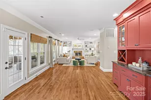 11025 Thornhill Club Dr, Charlotte, NC 28277 - Photo 13