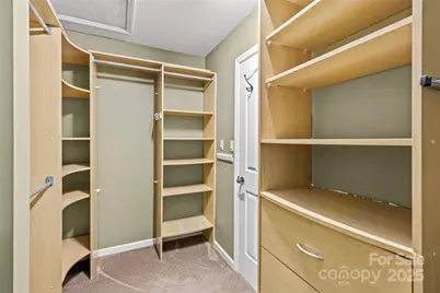 11025 Thornhill Club Drive, Charlotte, NC 28277 - Photo 25