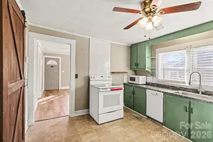 409 S Maple St, Dallas, NC 28034 - Photo 15