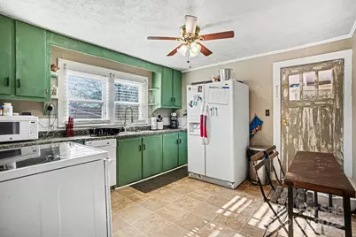 409 S Maple Street, Dallas, NC 28034 - Photo 7