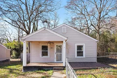 409 S Maple Street, Dallas, NC 28034 - Photo 1