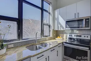 636 Garden District Dr, Charlotte, NC 28202 - Photo 11