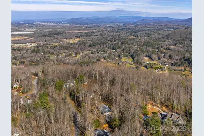 309 Derby Lane, Hendersonville, NC 28739 - Photo 35