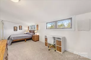 5712 Oak Dr, Charlotte, NC 28216 - Photo 25