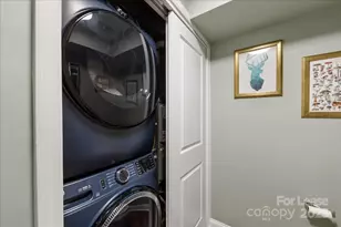 5712 Oak Dr, Charlotte, NC 28216 - Photo 35