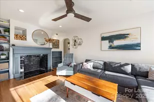 5712 Oak Dr, Charlotte, NC 28216 - Photo 9