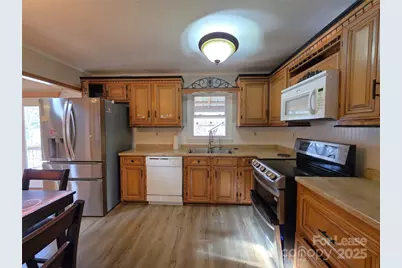 256 Georgewoods Drive, Dallas, NC 28034 - Photo 5