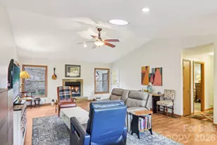 5 Hedgerose Ct, Asheville, NC 28805 - Photo 11