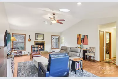 5 Hedgerose Court #A, Asheville, NC 28805 - Photo 11