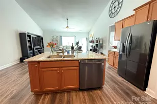 136 Wylie Trail, Statesville, NC 28677 - Photo 5