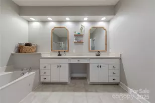 8127 Oratorio Pl, Charlotte, NC 28270 - Photo 23