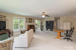 31 Headwater Dr, Hendersonville, NC 28739 - Photo 33