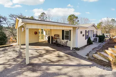 204 Cranbrook Circle, Hendersonville, NC 28792 - Photo 1