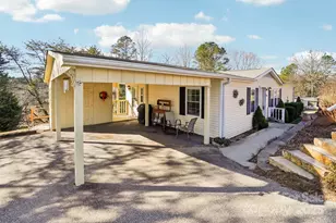 204 Cranbrook Cir, Hendersonville, NC 28792 - Photo 1