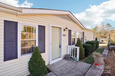 204 Cranbrook Circle, Hendersonville, NC 28792 - Photo 9