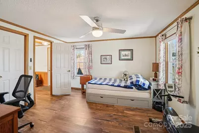 204 Cranbrook Circle, Hendersonville, NC 28792 - Photo 25