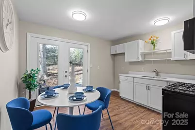 1706 Herrin Avenue, Charlotte, NC 28205 - Photo 7