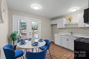 1706 Herrin Ave, Charlotte, NC 28205 - Photo 7