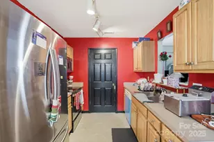 2628 Marmac Rd, Charlotte, NC 28208 - Photo 9