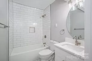 1303 Lattimore St, Charlotte, NC 28203 - Photo 9