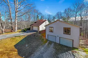 40 Country Bear Ln, Flat Rock, NC 28731 - Photo 41