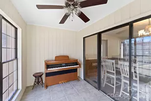 40 Country Bear Ln, Flat Rock, NC 28731 - Photo 11