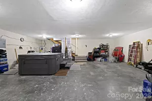 40 Country Bear Ln, Flat Rock, NC 28731 - Photo 35