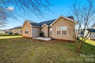 1636 Mayfair Dr, Conover, NC 28613 - Photo 35