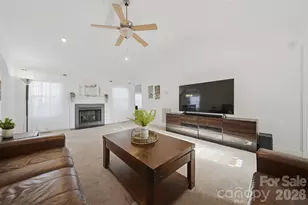 1636 Mayfair Dr, Conover, NC 28613 - Photo 3