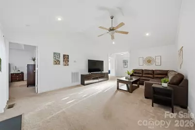 1636 Mayfair Drive, Conover, NC 28613 - Photo 17