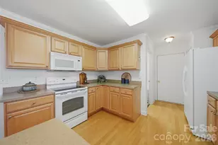 1636 Mayfair Dr, Conover, NC 28613 - Photo 15