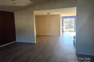 11055 Thousand Oaks Dr, Huntersville, NC 28078 - Photo 3