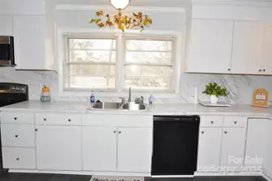 378 Center St, Chester, SC 29706 - Photo 11