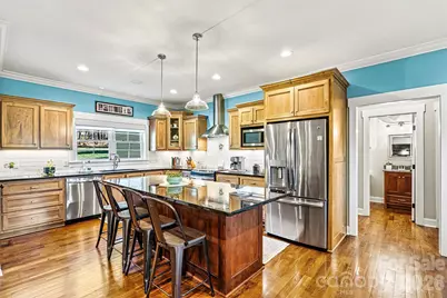 130 Greens Road, Granite Falls, NC 28630 - Photo 9