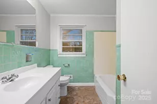 828 Williams St, Gastonia, NC 28052 - Photo 17