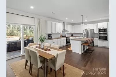 263 Moss Hill Drive, Hendersonville, NC 28792 - Photo 15