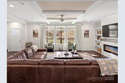 263 Moss Hill Drive, Hendersonville, NC 28792 - Photo 9