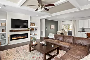 263 Moss Hl Dr, Hendersonville, NC 28792 - Photo 5