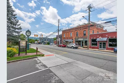 10 Village Park Drive, Weaverville, NC 28787 - Photo 29