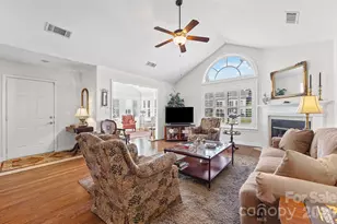 104 Lone Oak Cir, Rock Hill, SC 29732 - Photo 3