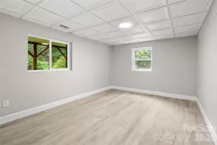 15 Beaverdam Ct, Asheville, NC 28804 - Photo 27