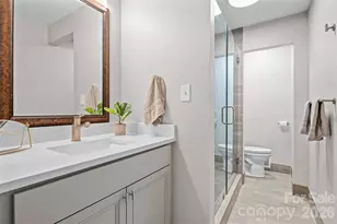 15 Beaverdam Ct, Asheville, NC 28804 - Photo 19