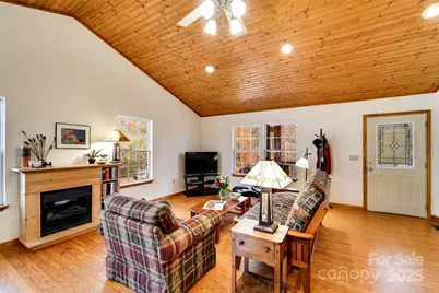 33 E H Bailey Road, Bryson City, NC 28713 - Photo 9