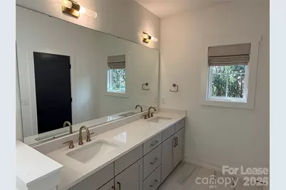 612 Ambassador Street, Charlotte, NC 28208 - Photo 19