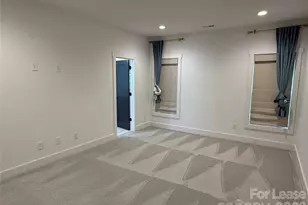 612 Ambassador St, Charlotte, NC 28208 - Photo 11