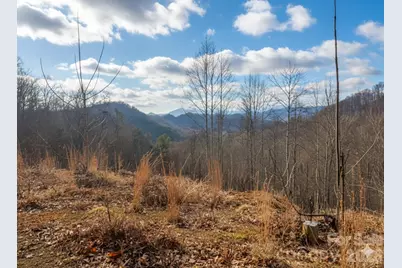 151 Thunderstruck Ridge, Burnsville, NC 28714 - Photo 1