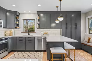 3706 Huckleberry Rd, Charlotte, NC 28210 - Photo 15