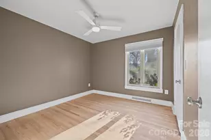 3706 Huckleberry Rd, Charlotte, NC 28210 - Photo 17