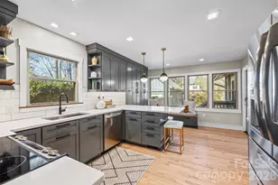 3706 Huckleberry Rd, Charlotte, NC 28210 - Photo 13